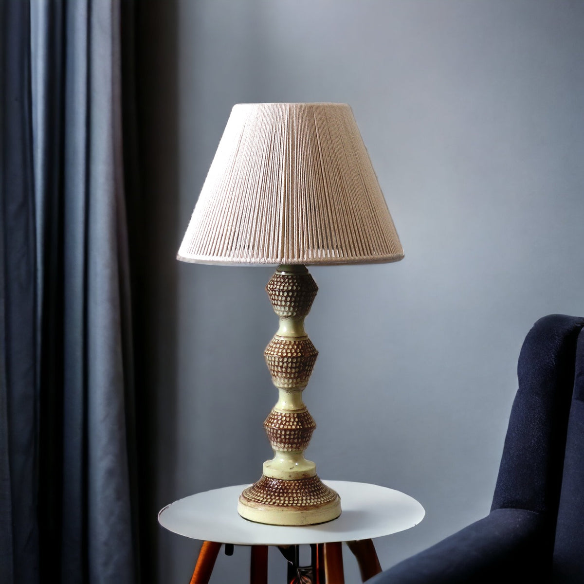 Knoxx Table Lamp by homeblitz.in