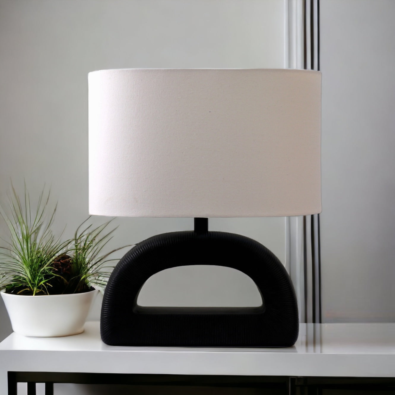 Leuto Table Lamp by homeblitz.in