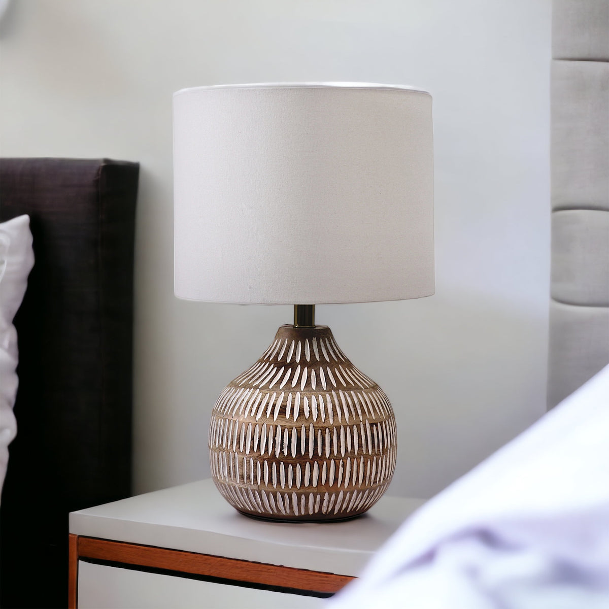 Naybu Round Table Lamp by homeblitz.in