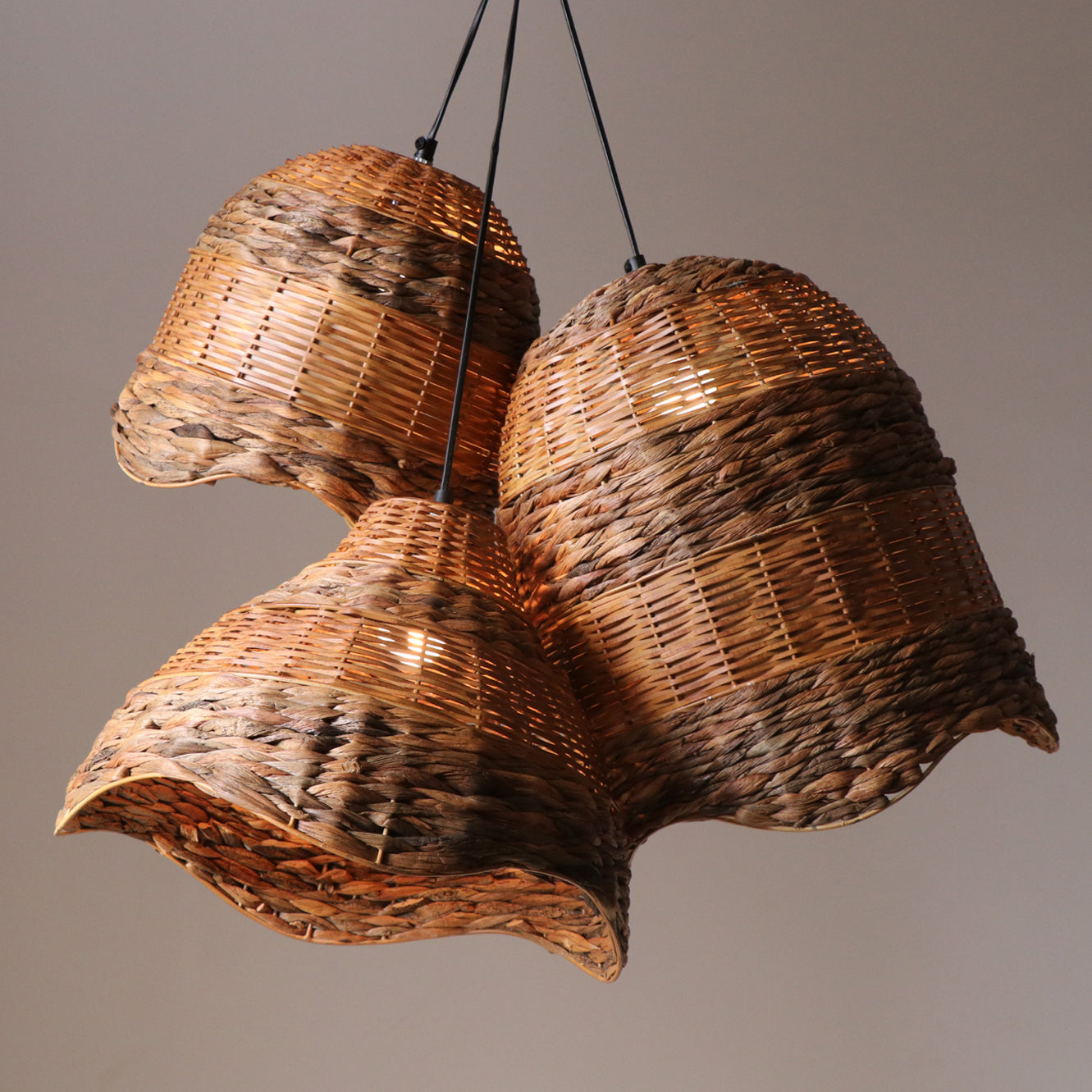 Tukani Oval Hanging Lamp by homeblitz.in